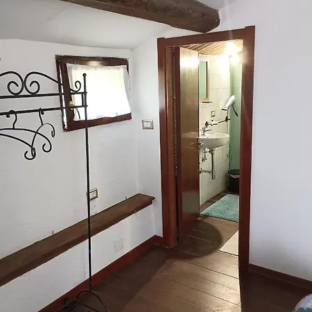 Fattoria La Tana Della Volpe فندق مبيت وإفطار 3*