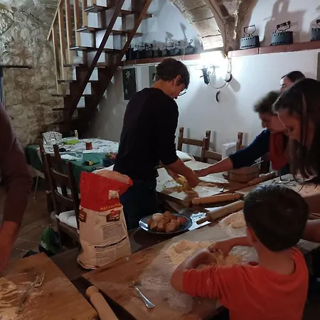 Fattoria La Tana Della Volpe Bed & Breakfast Pacentro