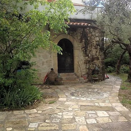 Bed & Breakfast Fattoria La Tana Della Volpe 3*