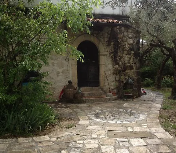 Fattoria La Tana Della Volpe 3*