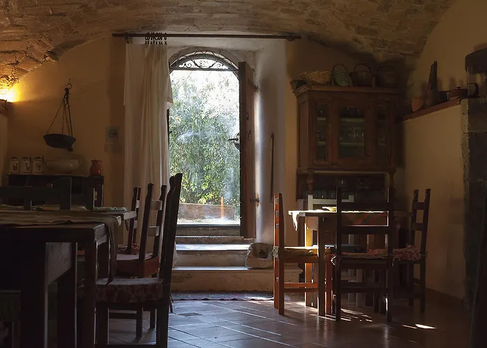 Frühstückspension Fattoria La Tana Della Volpe 3*